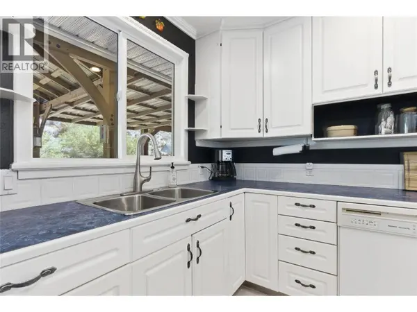 1153 MACLEAN Drive, Cache Creek, BC V0K1H0