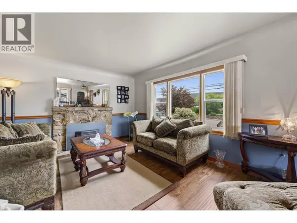 1404 Cariboo Hwy 97 Highway, Clinton, BC V0K1K0