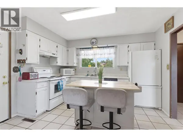 1332 Mesa Vista Drive, Ashcroft, BC V0K1A0