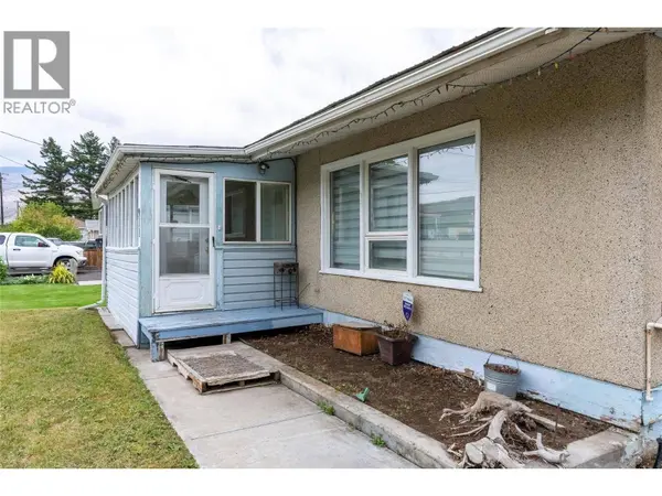 911 COLLINS Road, Cache Creek, BC V0K1H0