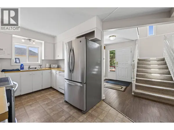 1411 CARIBOO  97 Highway, Clinton, BC V0K1K0