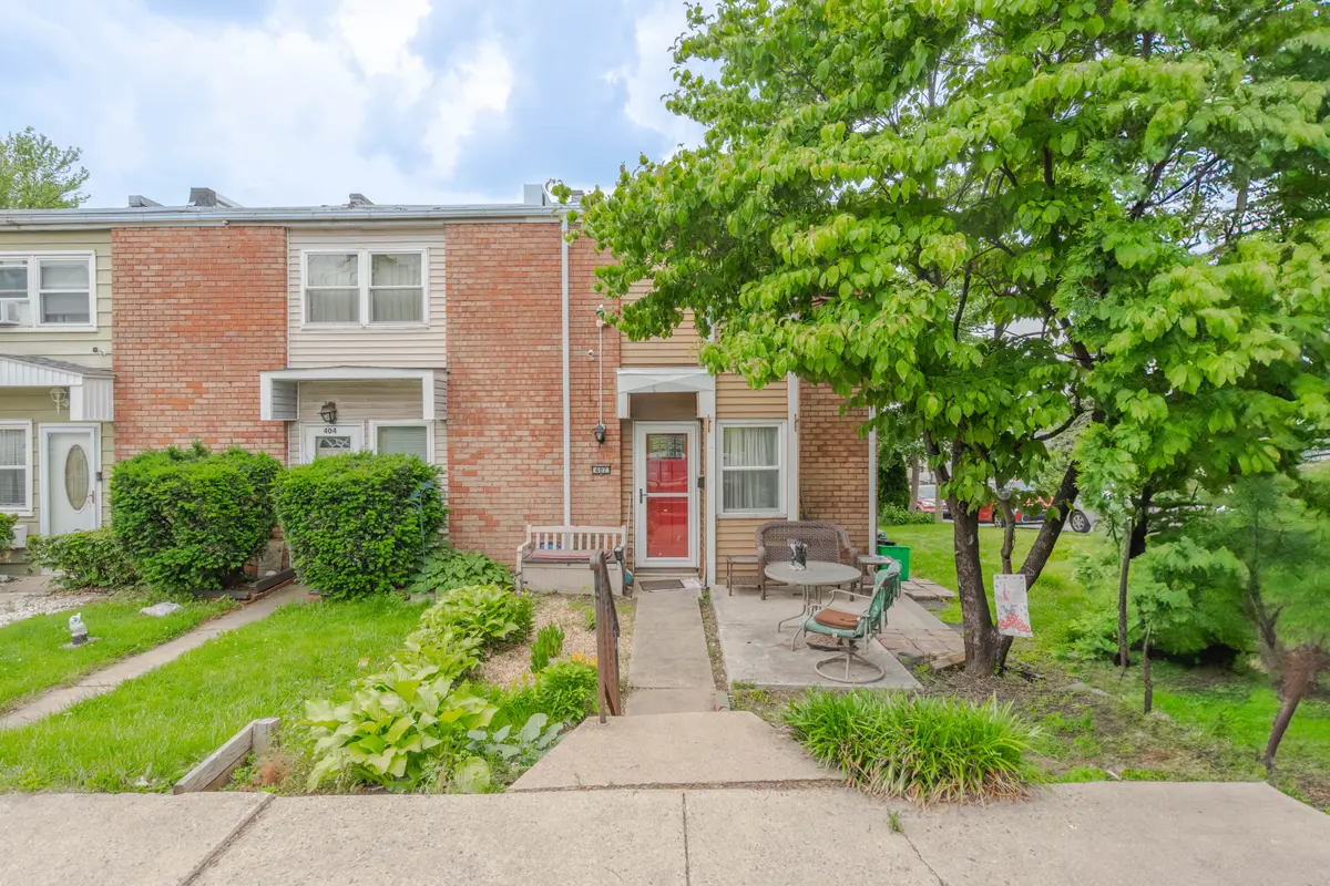 402 S Bradford St, Allentown, PA 18109-2712