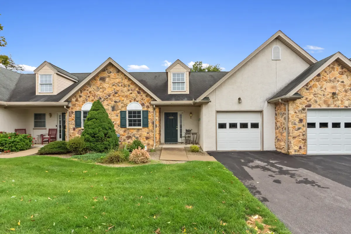 1330 Silo Dr, Forks Twp, PA 18040-7873