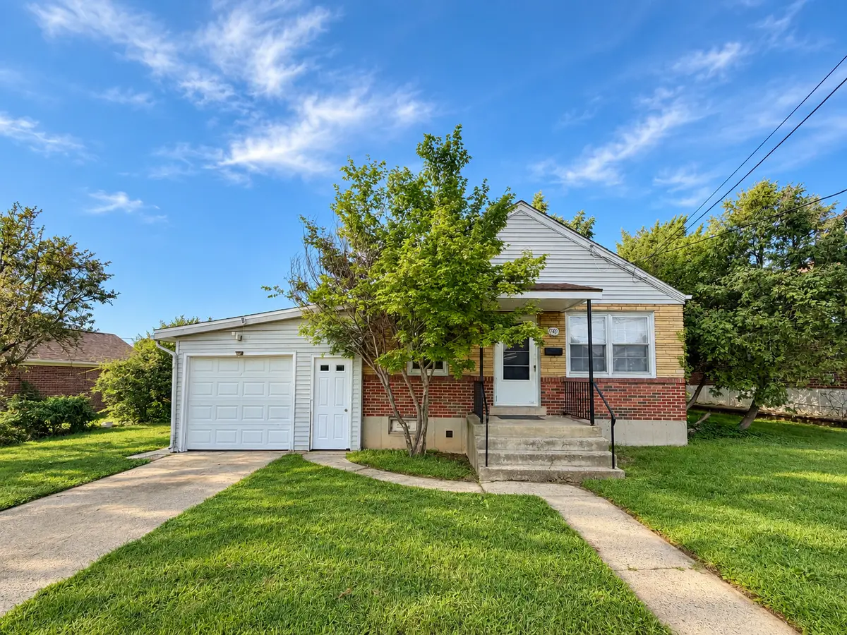 1740 Bayard St, Bethlehem, PA 18017-6179