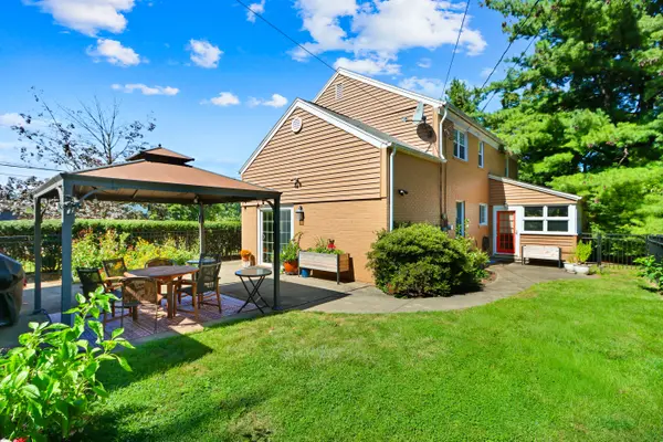 922 Beverly Ave, Bethlehem, PA 18018-3239