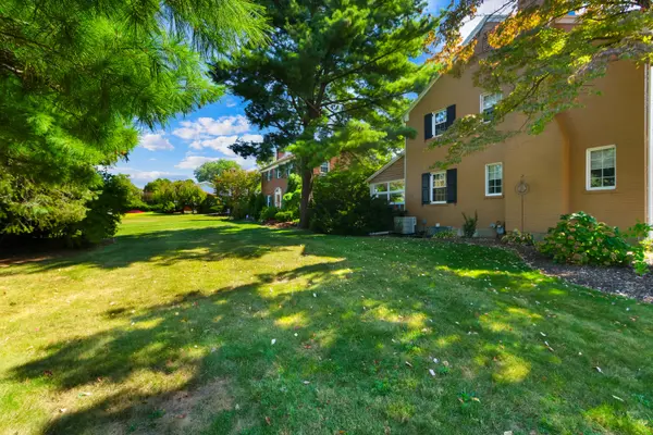 922 Beverly Ave, Bethlehem, PA 18018-3239