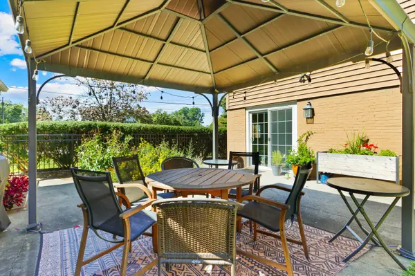 922 Beverly Ave, Bethlehem, PA 18018-3239