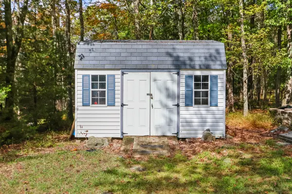 125 Stone Ridge Rd, Albrightsville, PA 18210-3750