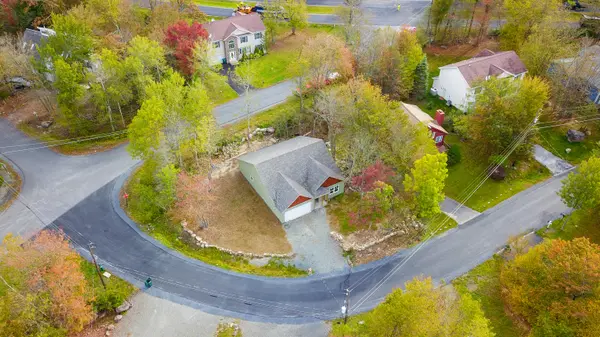 3111 Briarwood Dr #Lot D311, Tobyhanna, PA 18466-8134