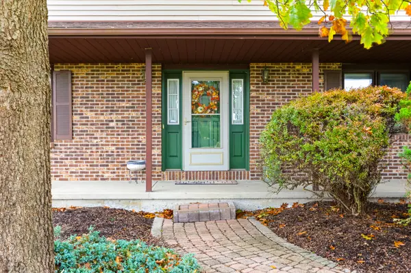 228 Cherry Hill Rd, Bushkill Twp, PA 18064