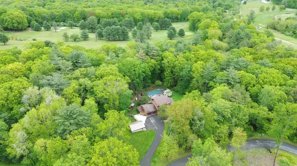 1322 Par Dr, Kunkletown, PA 18058-7909