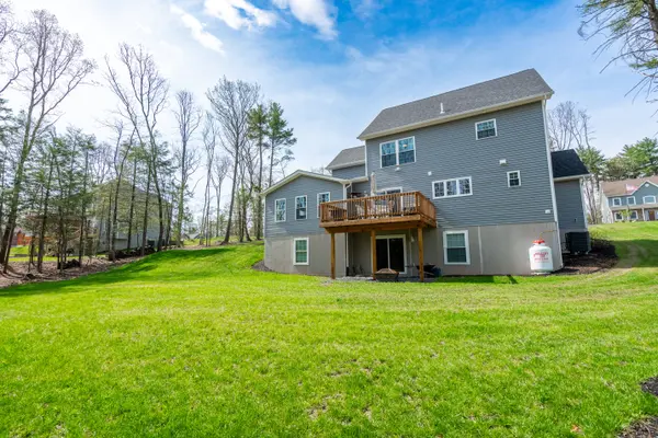 131 Chinaberry Way, Kunkletown, PA 18058-8709
