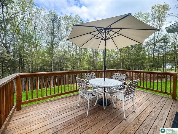 131 Chinaberry Way, Kunkletown, PA 18058-8709