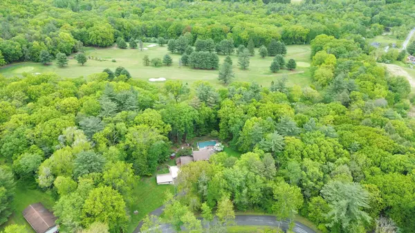 1322 Par Dr, Kunkletown, PA 18058-7909