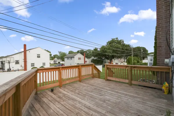 1852 Pennsylvania Ave, Bethlehem, PA 18018-1426