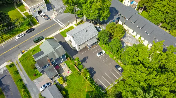 36 Main St, Delaware Water Gap, PA 18327-7700