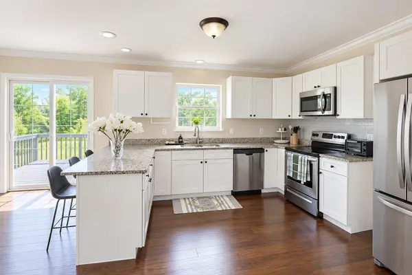 169 Lookout Dr, Albrightsville, PA 18210-7758