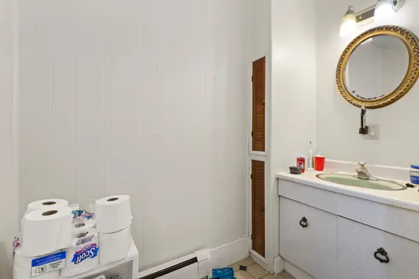 200 N 8th St, Easton, PA 18042-3456