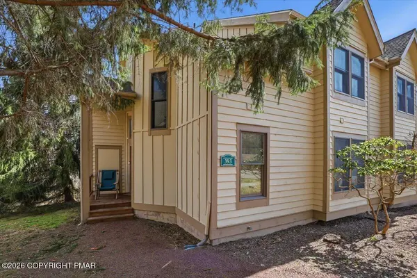 393 Vista Dr, Tannersville, PA 18372-9660