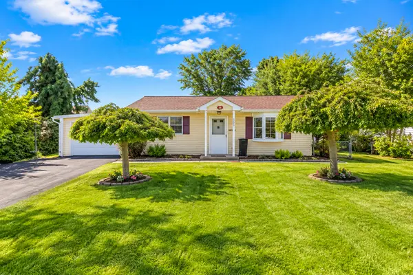 350 Maple St, Whitehall, PA 18052-6531