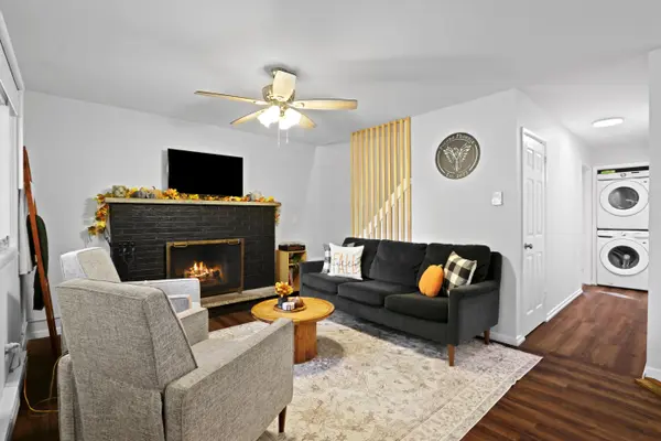 9820 Deerwood Dr, Tobyhanna, PA 18466-3877