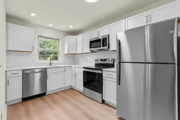 1330 Silo Dr, Forks Twp, PA 18040-7873