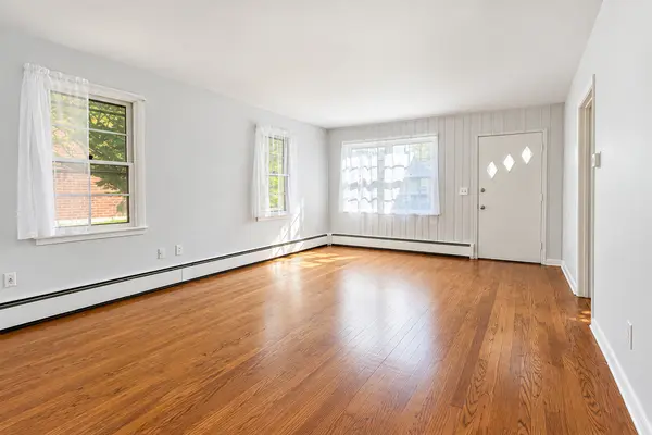 1740 Bayard St, Bethlehem, PA 18017-6179