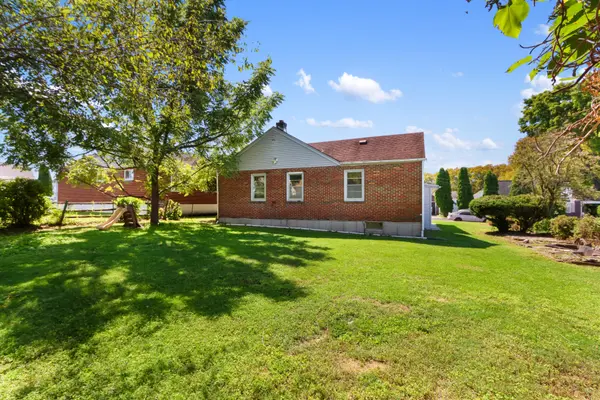 1740 Bayard St, Bethlehem, PA 18017-6179