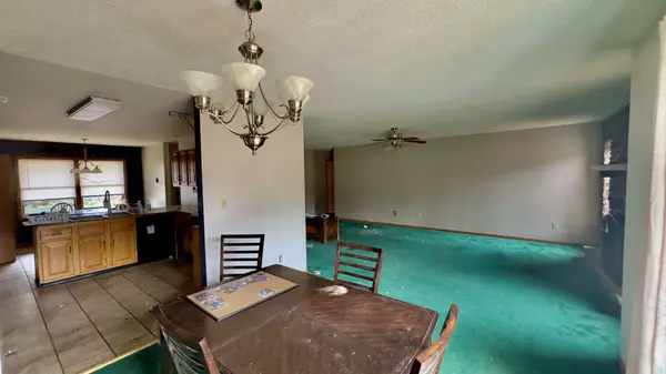 125 Clearview Rd, Long Pond, PA 18334-7950