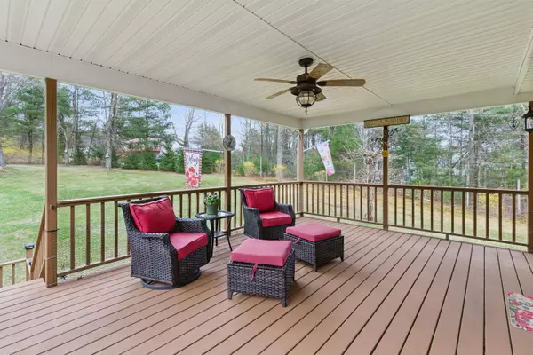 533 Rolling Pines DR, Saylorsburg, PA 18353
