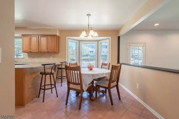 7 Inverrary Ave, Washington Twp., NJ 07882