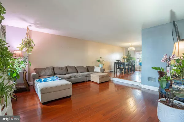 1703 SARATOGA CT, Allentown, PA 18104