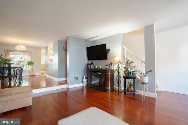 1703 SARATOGA CT, Allentown, PA 18104