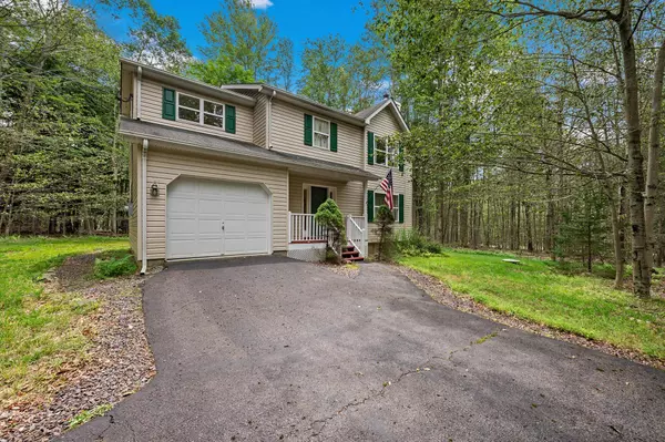251 Depuy DR, Pocono Lake, PA 18347
