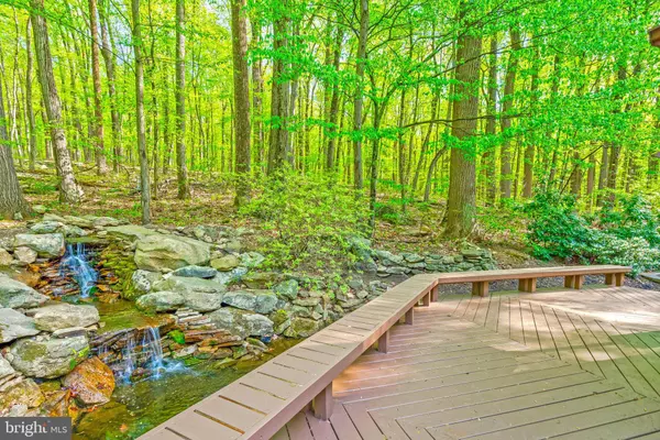 2330 WOOD LN, Allentown, PA 18103