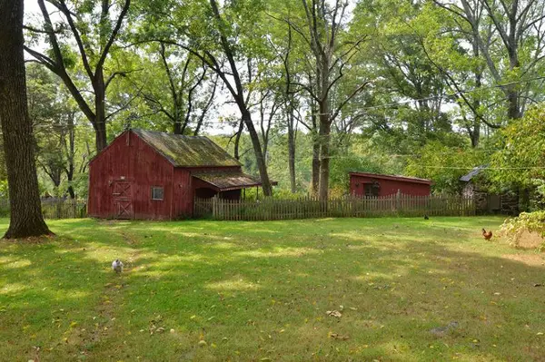 40 Milltown Rd, Kingwood Twp, NJ 08559-1303