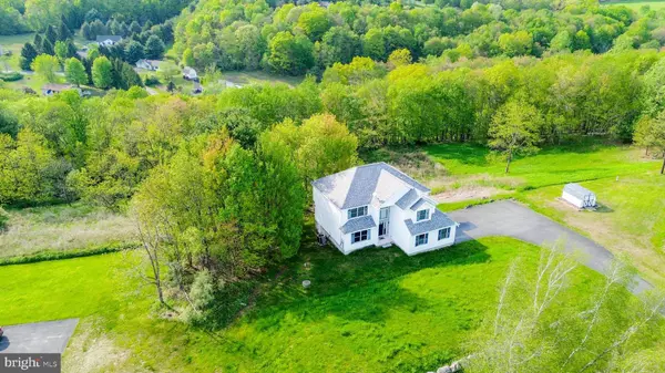 11 WHIPPOORWILL DR, Saylorsburg, PA 18353