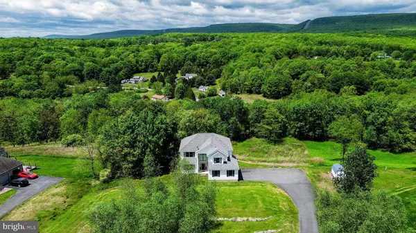 11 WHIPPOORWILL DR, Saylorsburg, PA 18353