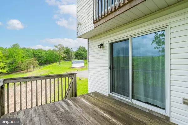 11 WHIPPOORWILL DR, Saylorsburg, PA 18353