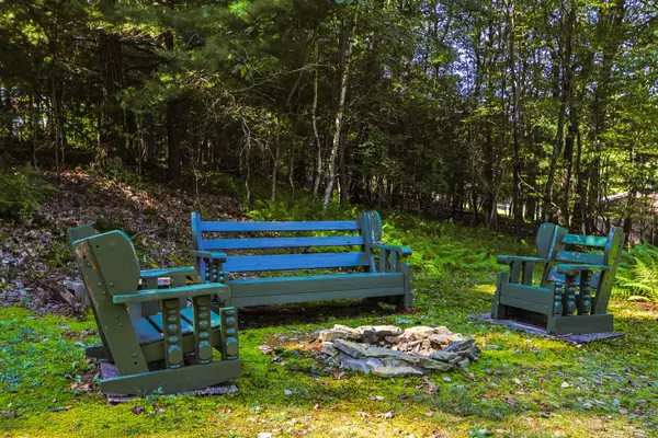 974 Meixsell Valley RD, Saylorsburg, PA 18353