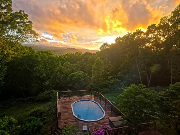 507 Shadowbrook DR, Tunkhannock, PA 18657