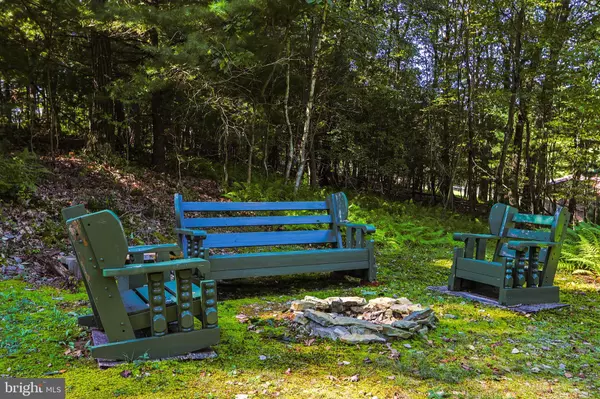 974 MEIXSELL VALLEY RD, Saylorsburg, PA 18353