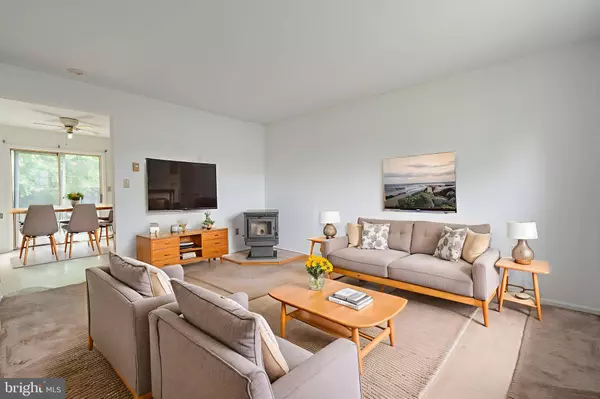 3070 MILLSTONE DR, Bethlehem, PA 18020