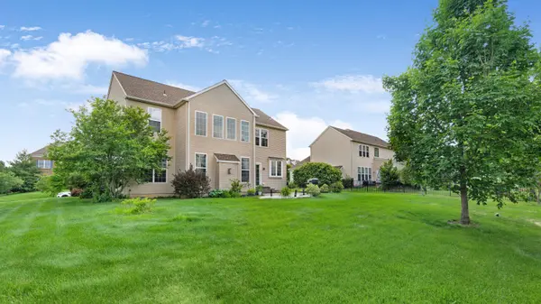 1663 Bridgeton RD, Breinigsville, PA 18031