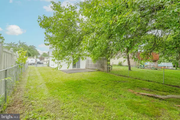 3070 MILLSTONE DR, Bethlehem, PA 18020