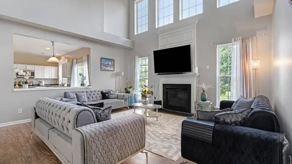 1663 Bridgeton RD, Breinigsville, PA 18031