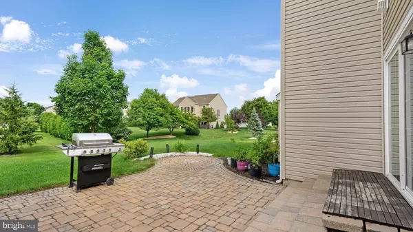 1663 BRIDGETON RD, Breinigsville, PA 18031