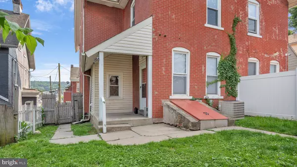 501 W 4TH ST, Bethlehem, PA 18015