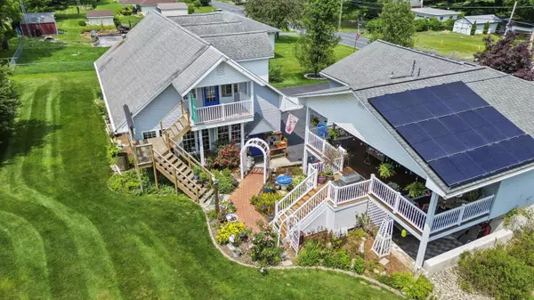 807 Bangor RD, Nazareth, PA 18064