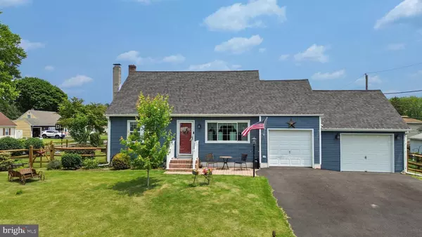 3063 CLEARVIEW ST, Easton, PA 18045